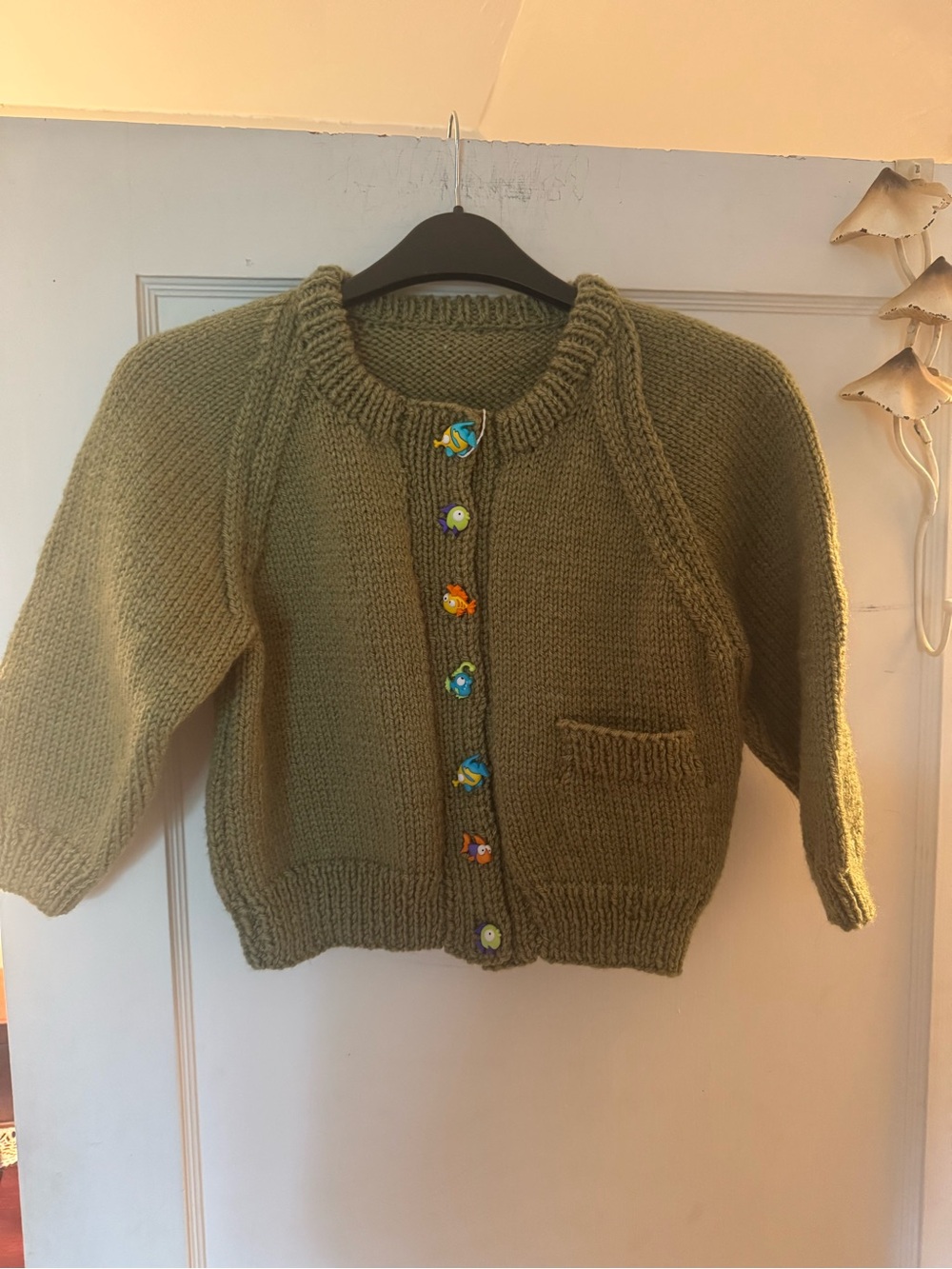 Child’s Knotted Sweater-4-5